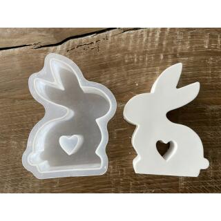 Silikonform Hase sitzend mit Herz 11,5 x 8 x 2,5 cm (641)