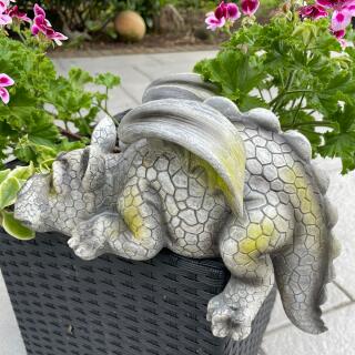 Gartenfigur - Kantenlieger Drache  (45137)