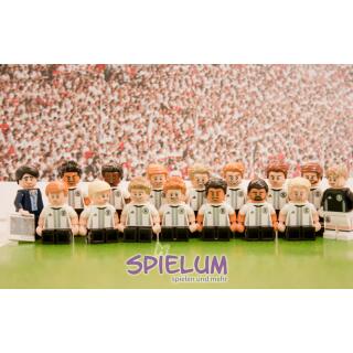 Serie 71014 Lego  DFB - Die Mannschaft - Minifigur Nr. 2 Shkodran Mustafi