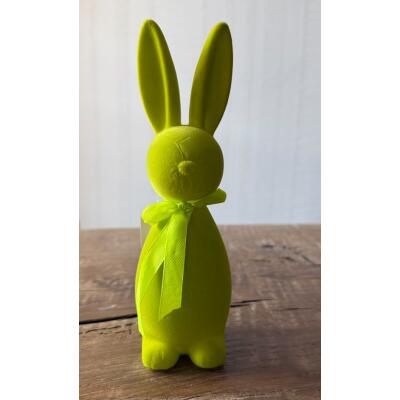 Hase mit Schleife beflockt stehend 18 cm - grün